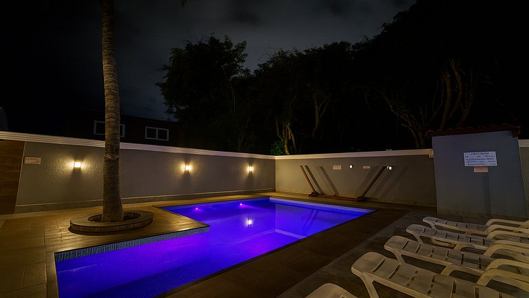 Kitnet 4 em Pousada com piscina 1 quadra da praia
