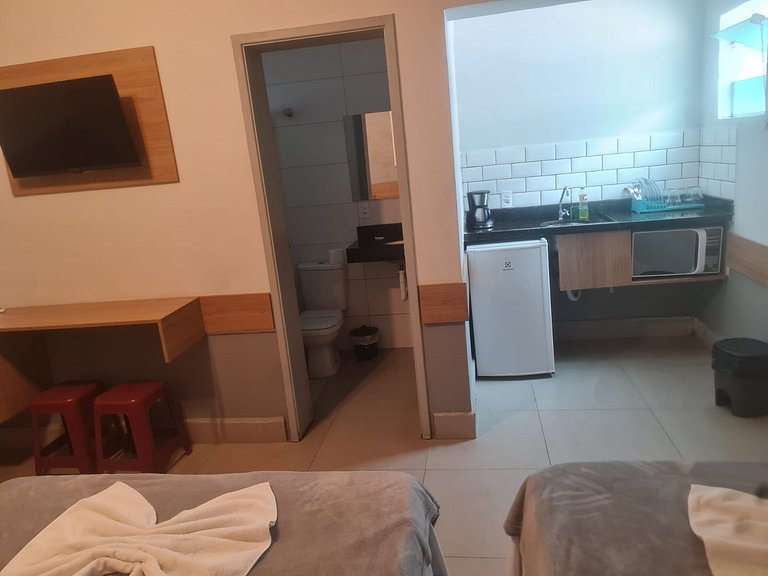 Estúdio 1 em Aparthotel uma quadra da praia