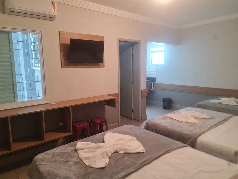 Estúdio 1 em Aparthotel uma quadra da praia