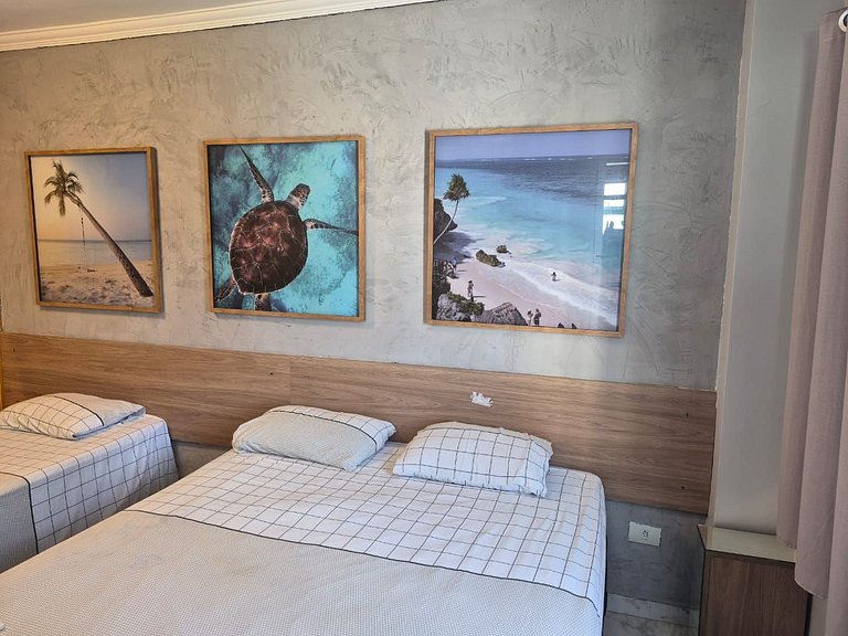 Cobertura de 3 quartos com hidromassagem e vista do por-do-s
