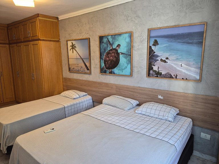 Cobertura de 3 quartos com hidromassagem e vista do por-do-s