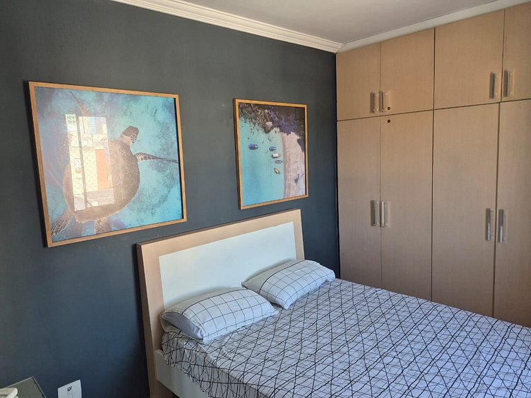 Cobertura de 3 quartos com hidromassagem e vista do por-do-s